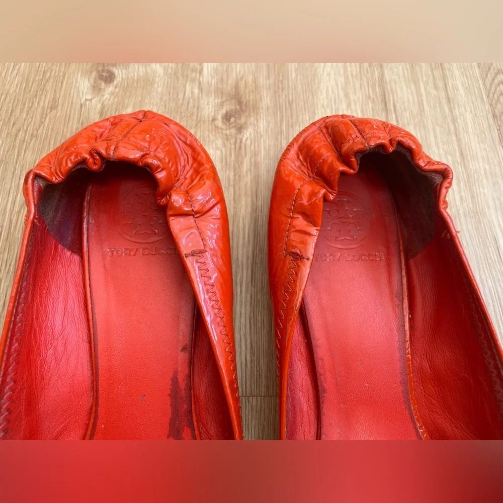 Tory Burch Reva Coral Orange Logo Patent Leather Ballet Flats Womens Size 10